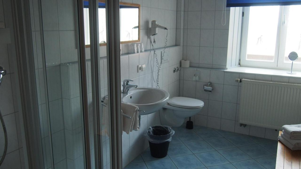 Zum Schwanen Garni Hotel Buggingen Luaran gambar